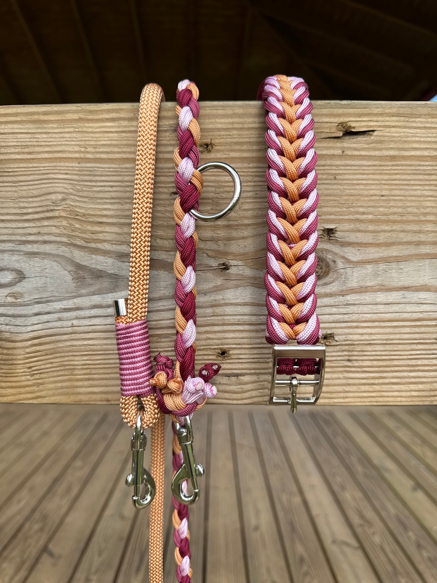 Collar de tulipán X Correa trenzada de paracord de 4 hebras